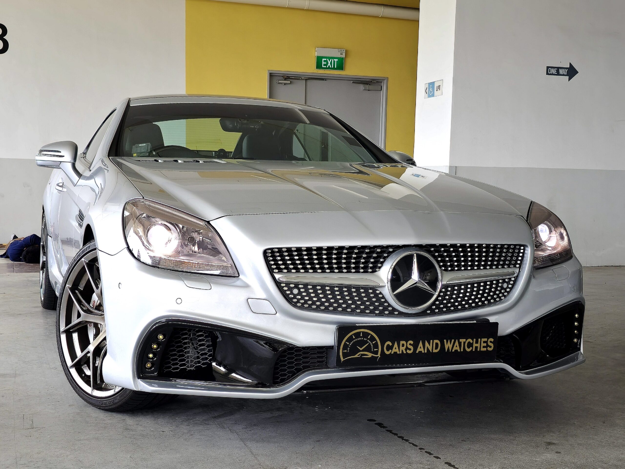Mercedes-Benz SLK-Class SLK200 (COE till 10/2031) | Cars Watches
